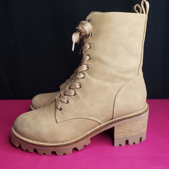 Dolce Vita DV 'Madey' Lug Sole Combat Boots - Women's size 7. 5 - Picture 2 of 9